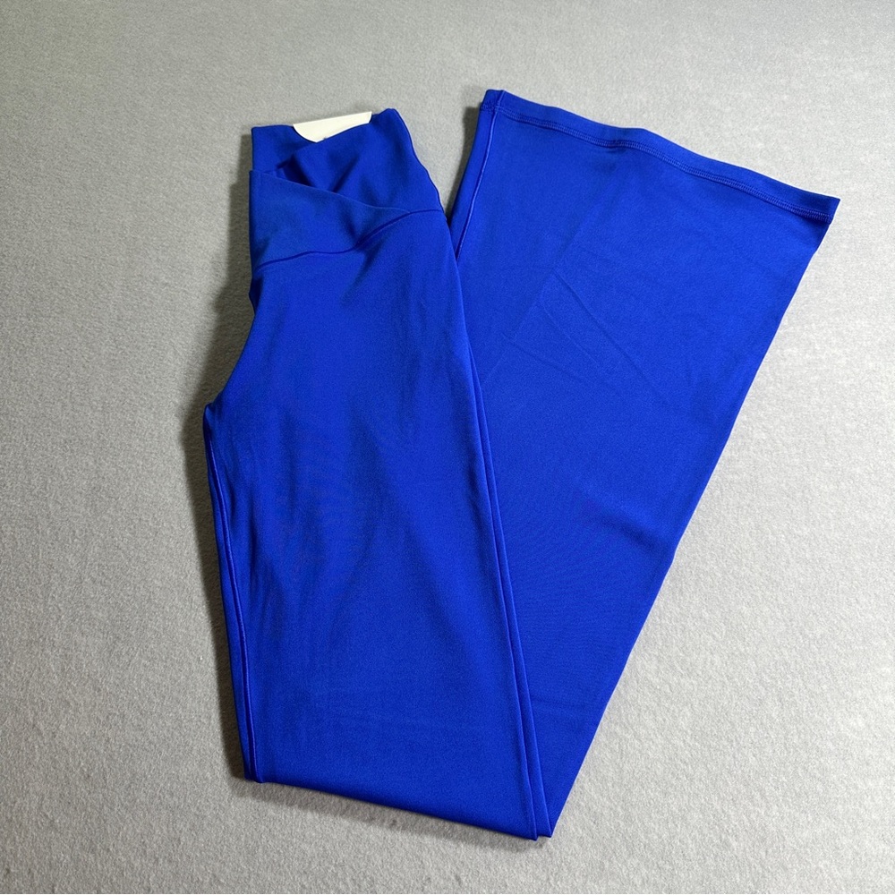 OFFLINE by Aerie Real‎ Me Flare Leggings Women Medium Blue Crossover Waist NWT